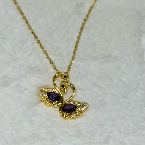 Rare tanzanite VSSS D clarity beautiful swan necklace in 10k Yellow Gold Vermeil - Picture 4 of 7